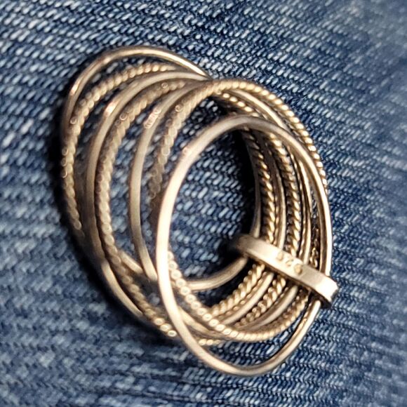 925 Sterling Silver Layering Ring Size 4 - Picture 6 of 7